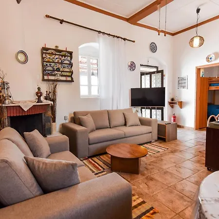 Casa La Perla - *