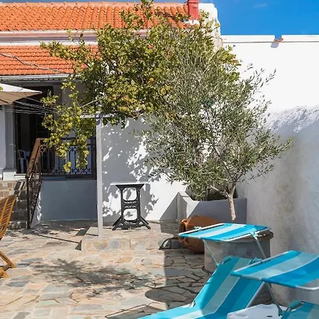 Casa La Perla - *